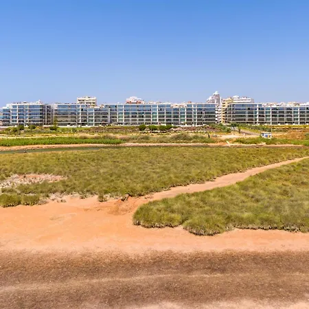 Apartment Cond Bayline T3 - Pargo - Pool Gym - By Bedzy *