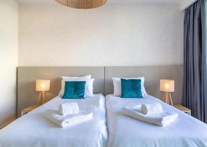 Cond Bayline T3 - Pargo - Pool Gym - By Bedzy Armação de Pêra